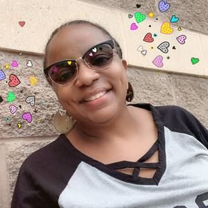 Meet your Posher, Cecily